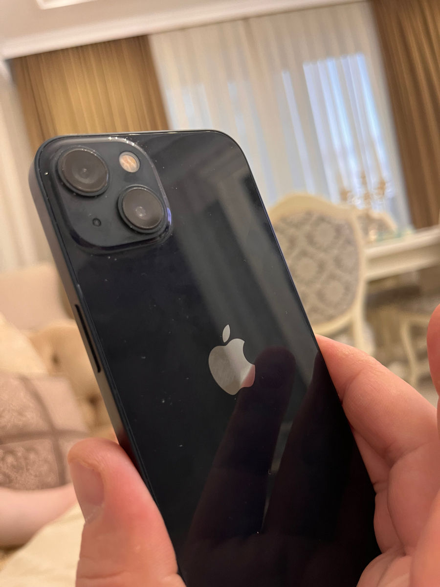 iPhone 13,  vând , tot setul în original foto 3