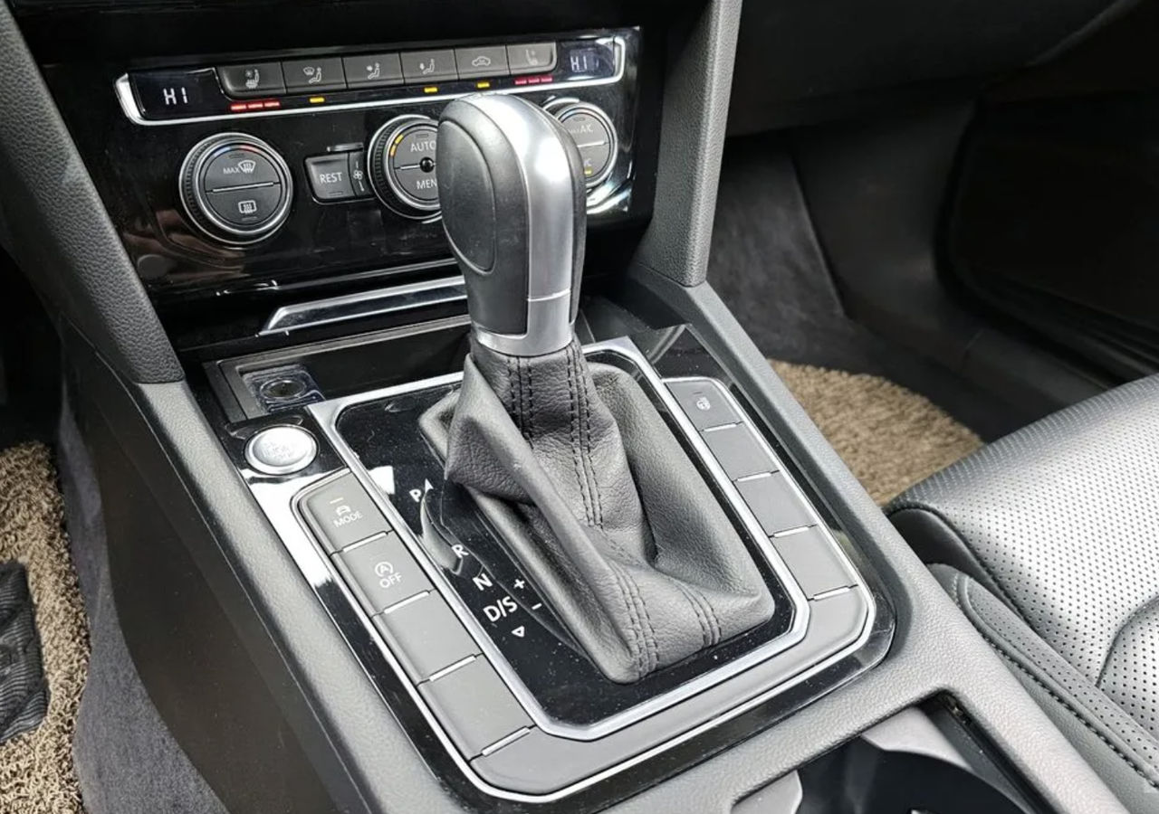 Volkswagen Passat foto 6