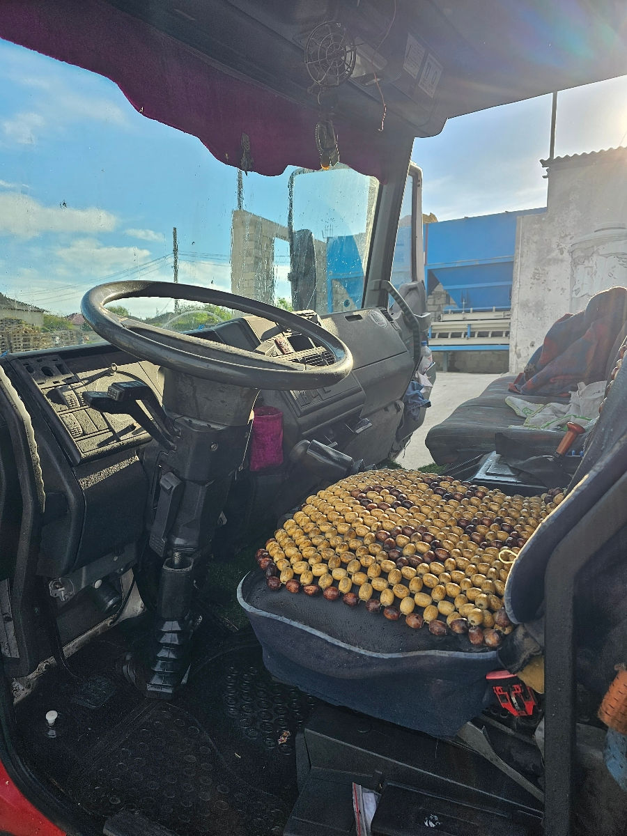 Iveco 180E23 фото 6