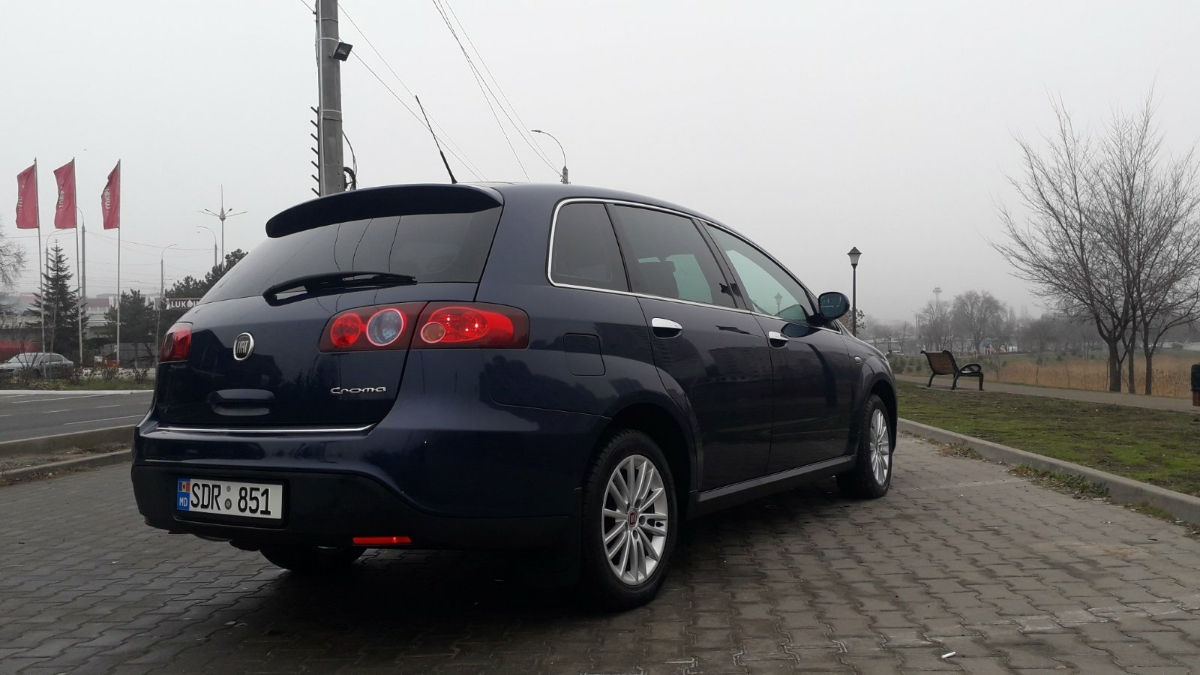 Fiat Croma foto 2