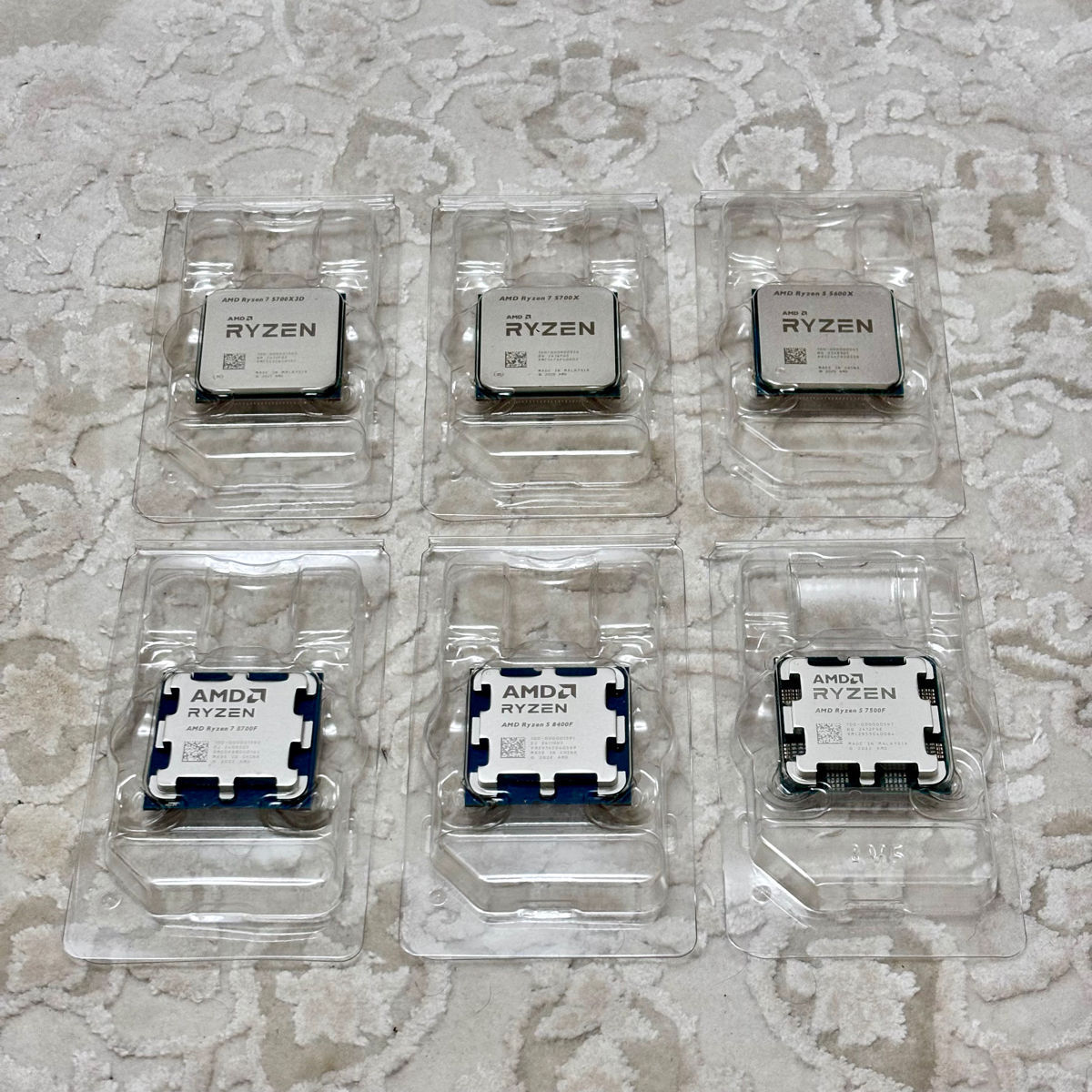 Ryzen 9 5900X Ryzen 9 3900X Ryzen 7 5700X3D Ryzen 7 5800X Ryzen 7 5700X Ryzen 7 8700F Ryzen 5 9600X  foto 1