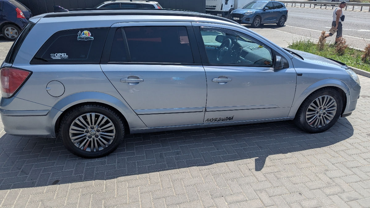 Opel Astra foto 3
