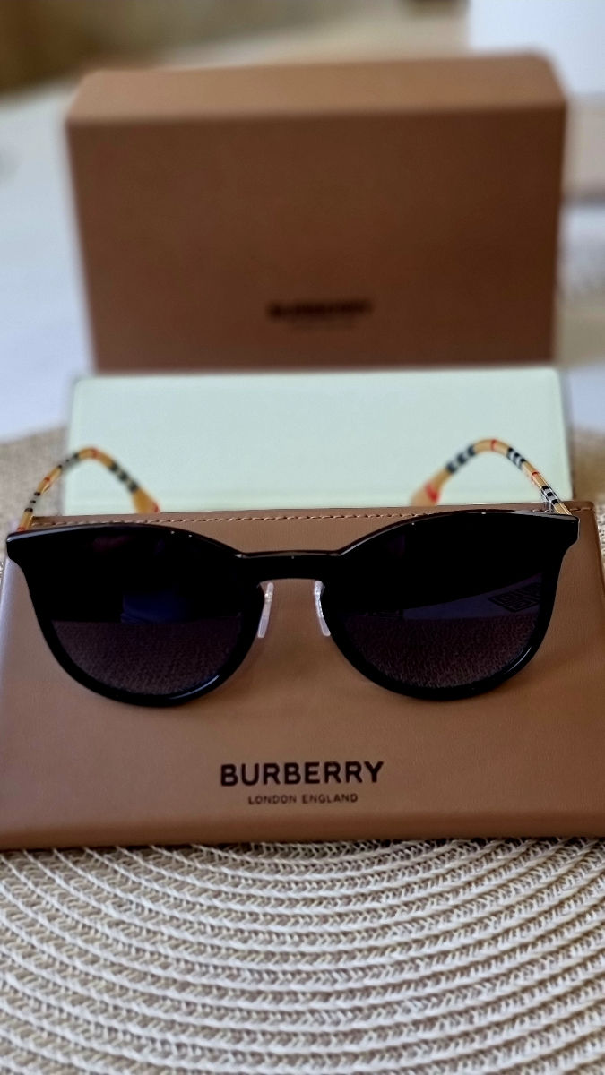Ochelari Burberry  foto 1