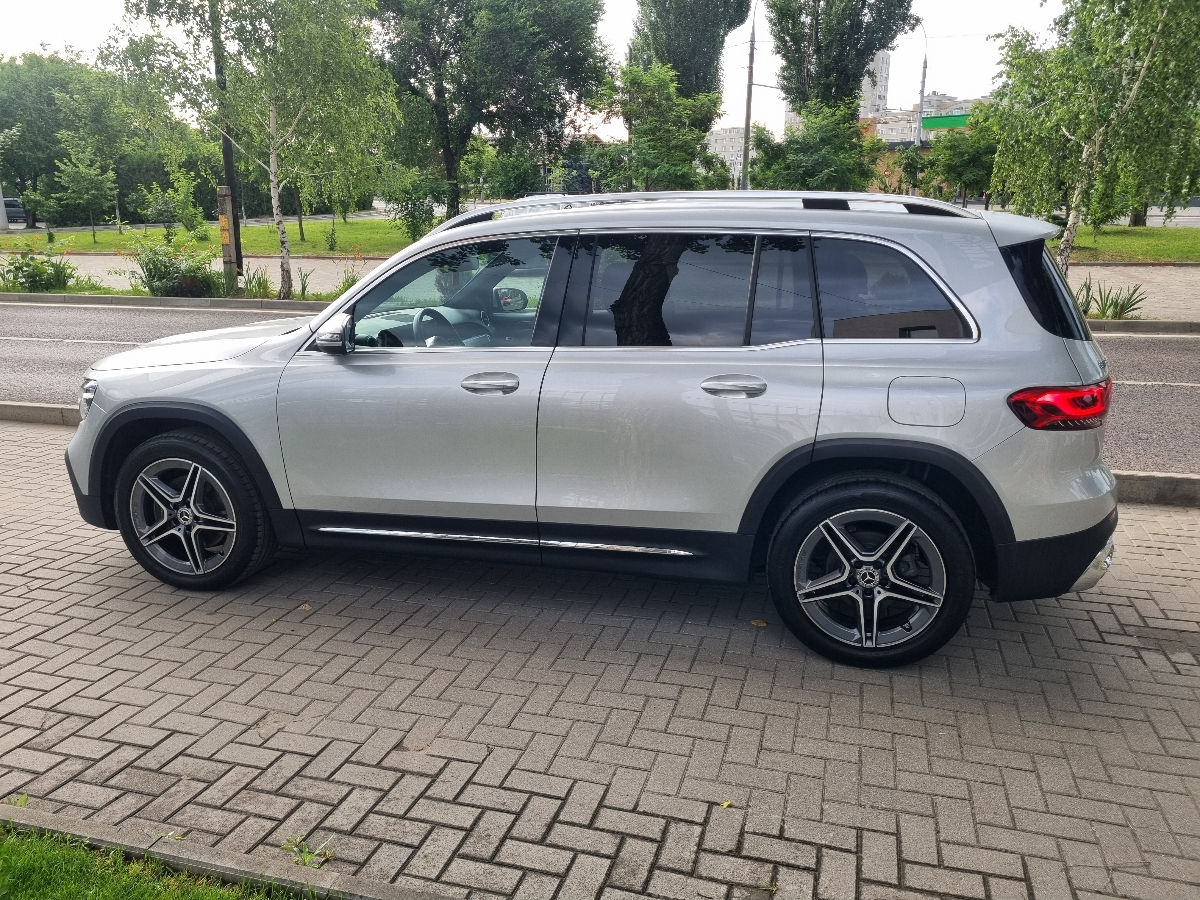 Mercedes GLB 2022 photo 8