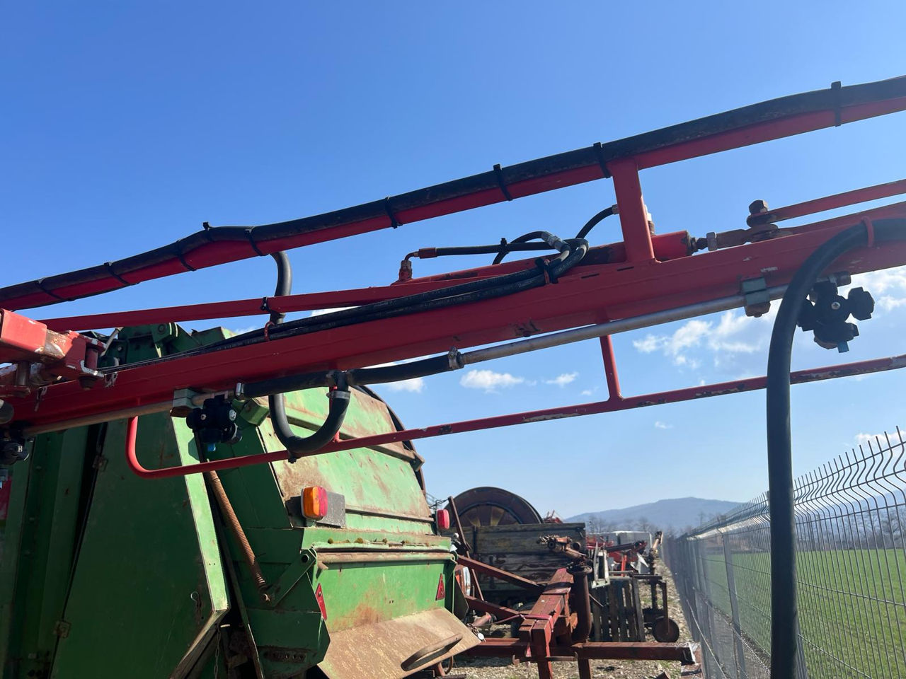 Erbicidator Vicon LS 3501B – 3000 L , Latime 28 m foto 3