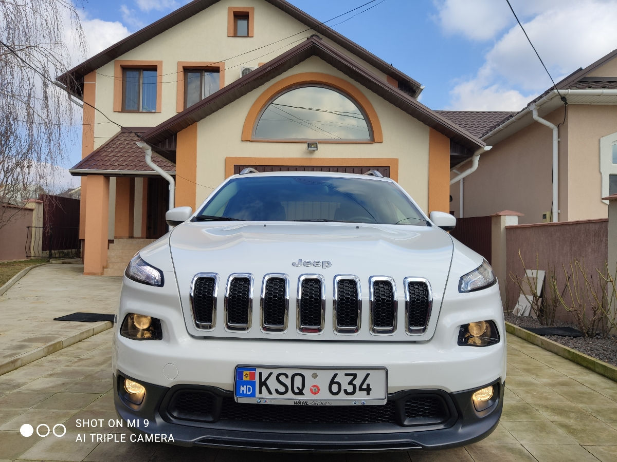 Jeep Cherokee foto 0