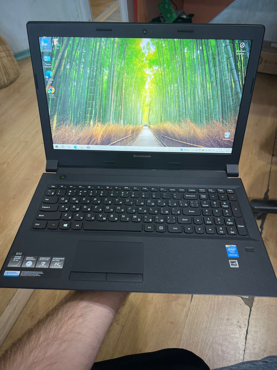 Lenovo B50-30 foto 0