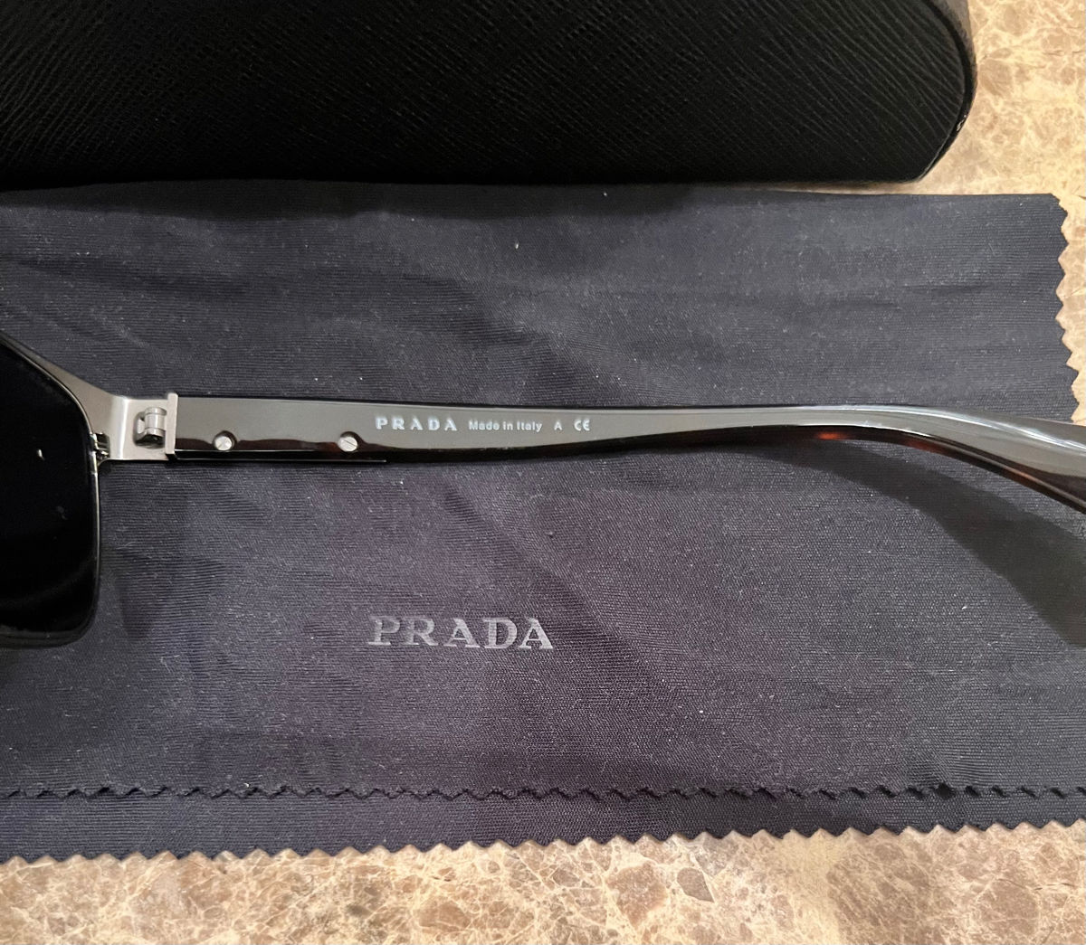 Prada - оригинальные солнцезащитные очки foto 3