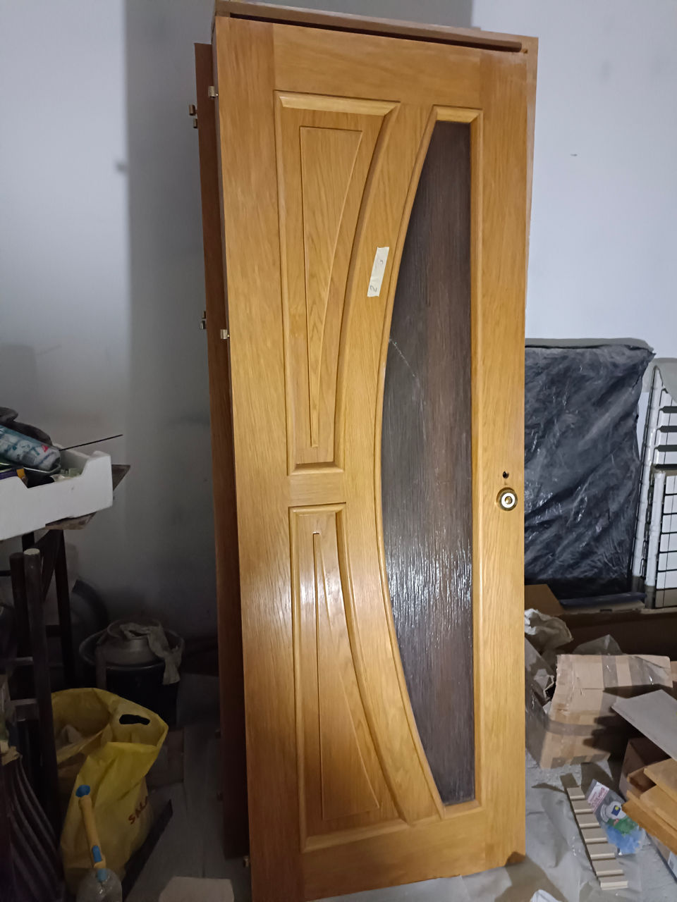 3 Usi din lemn - interior neo-classic cu cutie,lacati si minere. 3 двери дерево,массив+ручки,замки foto 0