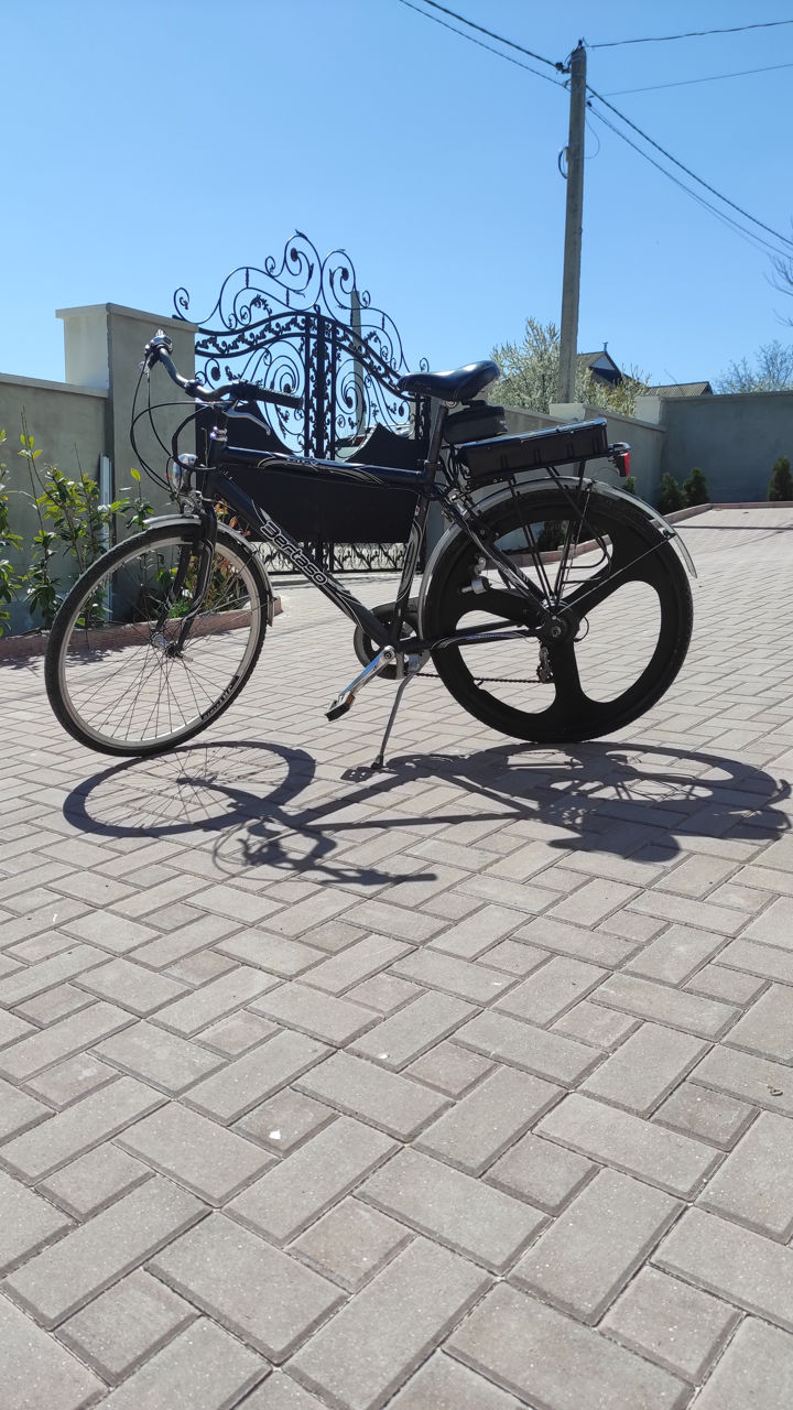 Bicicletă electrica  foto 6