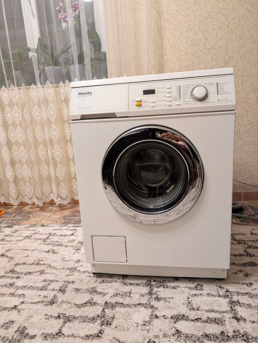 Немецкая надёжность Miele W985 Novotronic foto 1