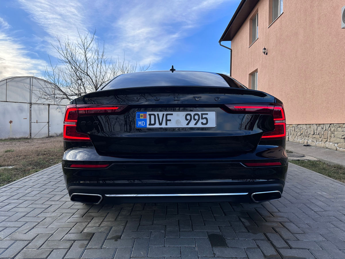 Volvo S60 foto 3