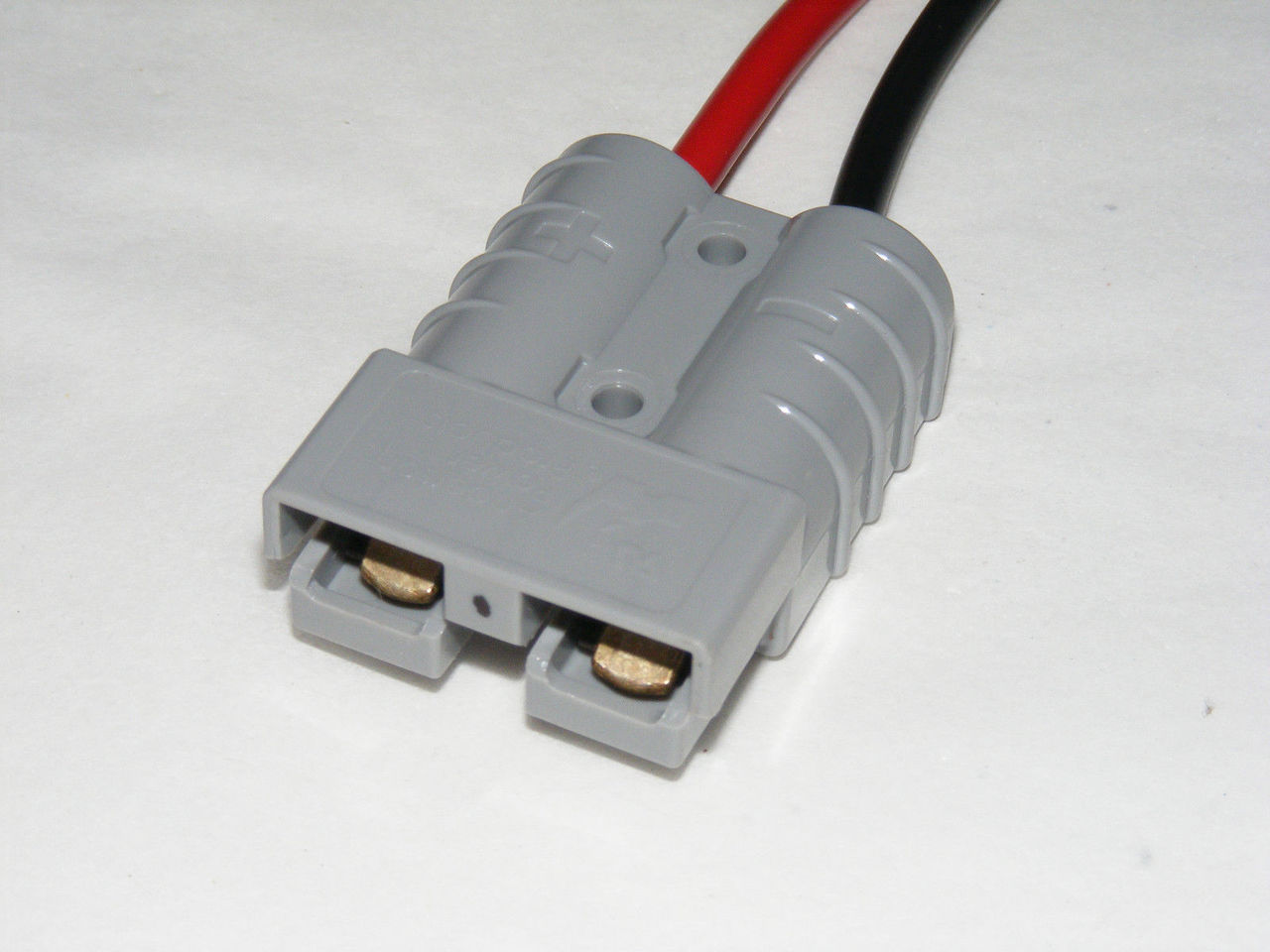 APC Battery Pack Connector
