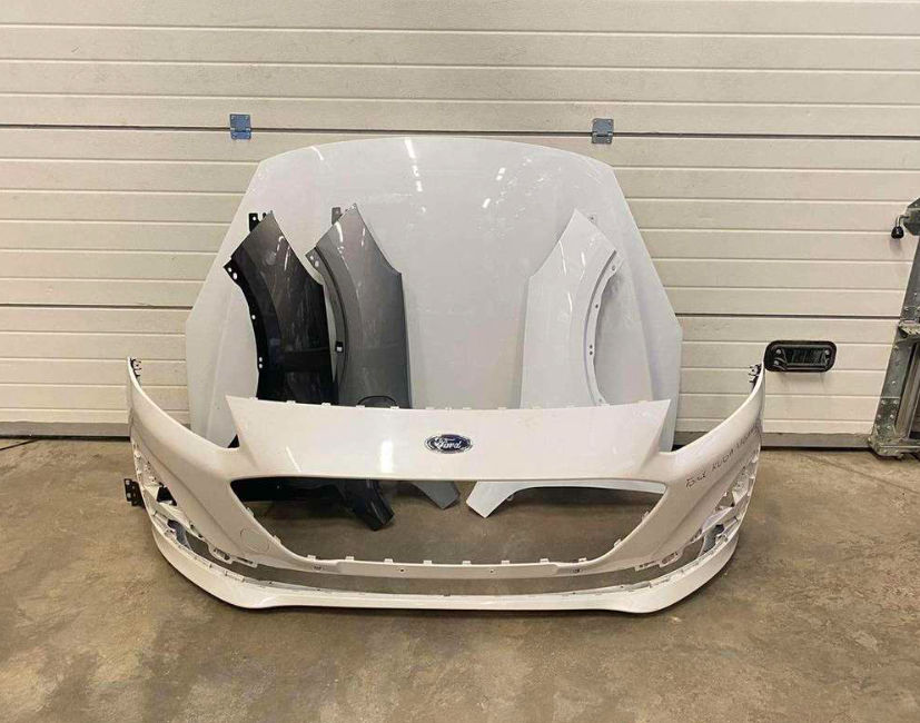 Ford Kuga am tot Есть все запчасти foto 0