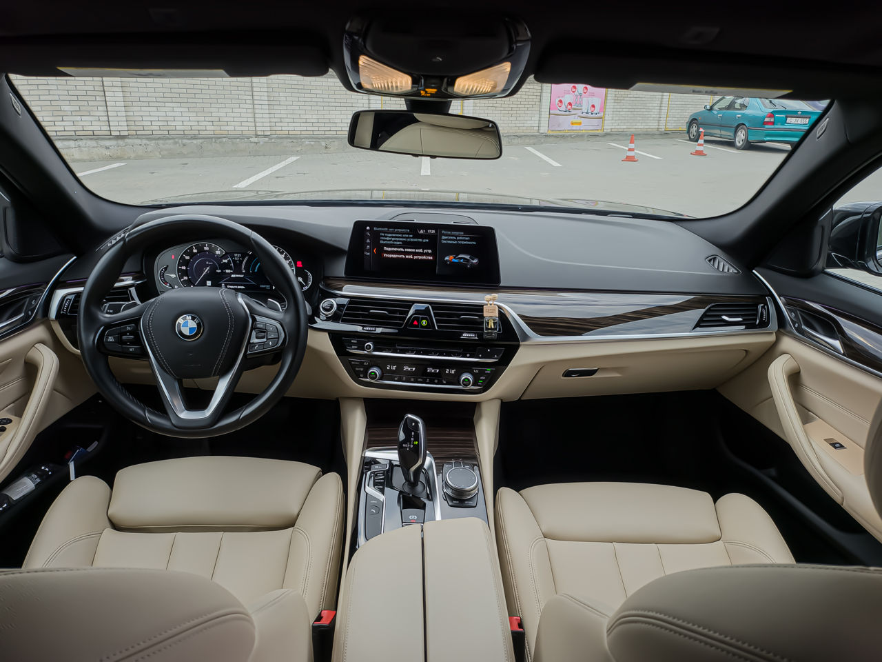 BMW 5 Series foto 17