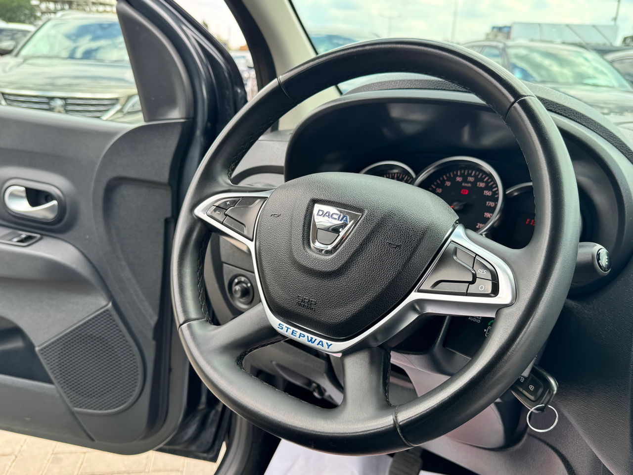 Dacia Lodgy foto 10