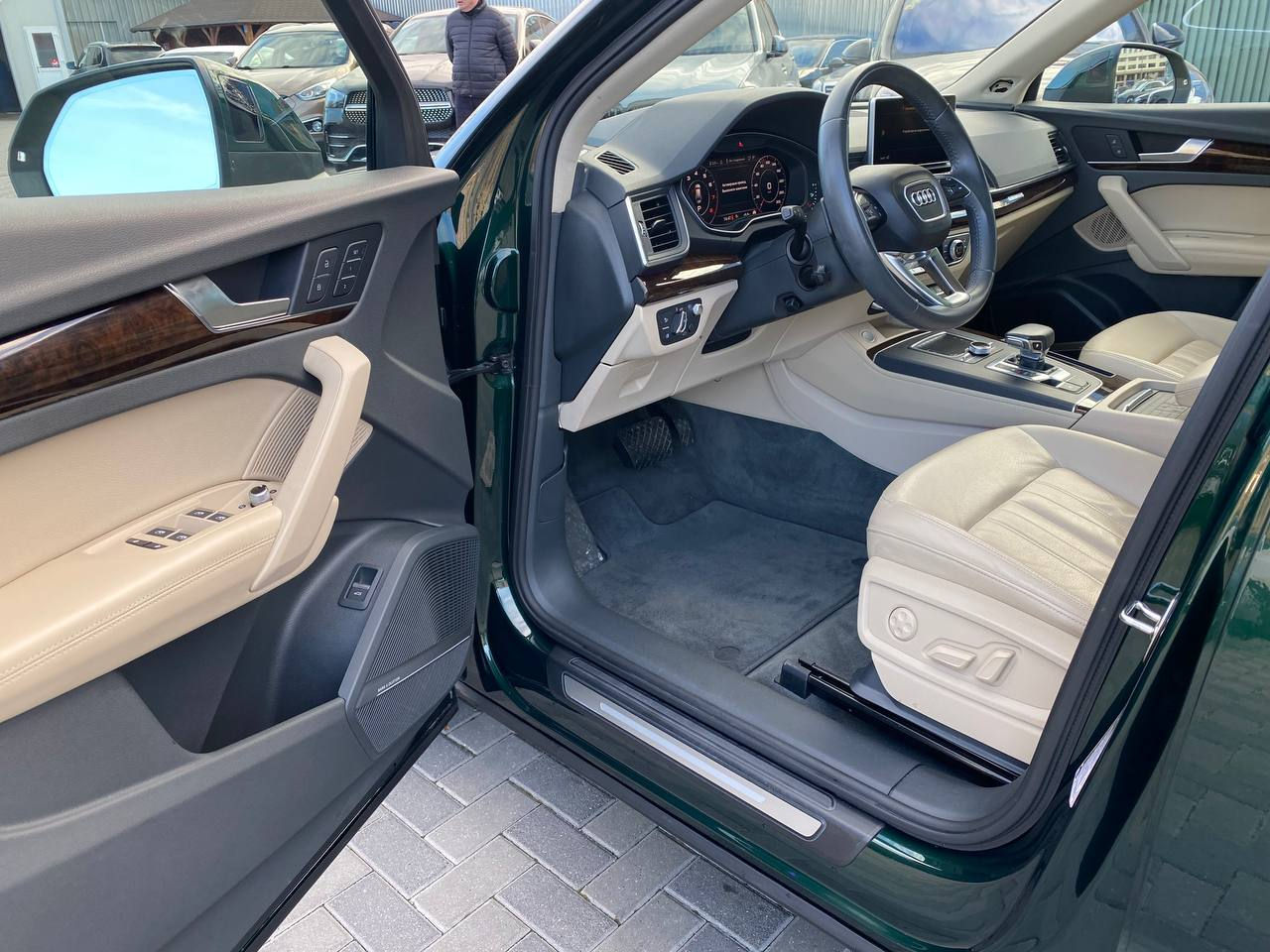 Audi Q5 foto 6