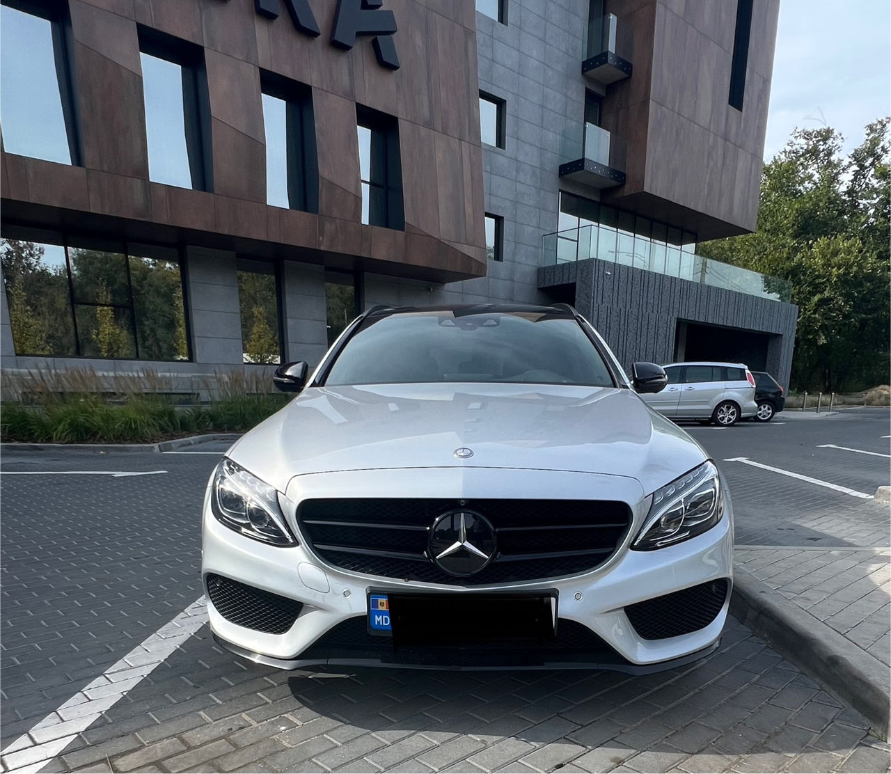 Mercedes C-Class AMG foto 1