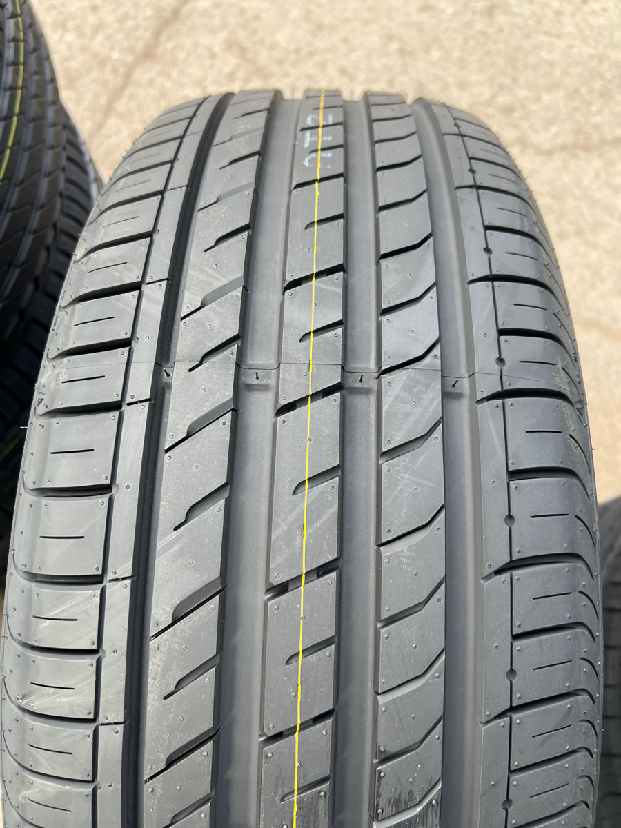 245/55 R17 Nexen N`fera Su-1/ Доставка, livrare toata Moldova  foto 2