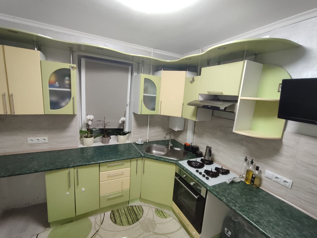 Vînd mobilier de bucătărie MDF foto 0