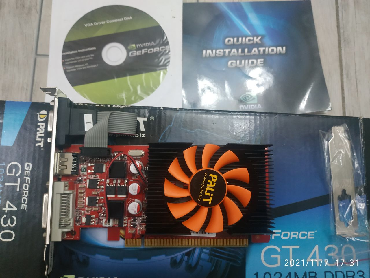 Gigabyte GeForce GT 430 1024Mb Видеокарта