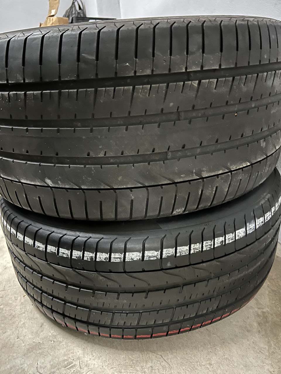 325/35R22 - 285/40R22