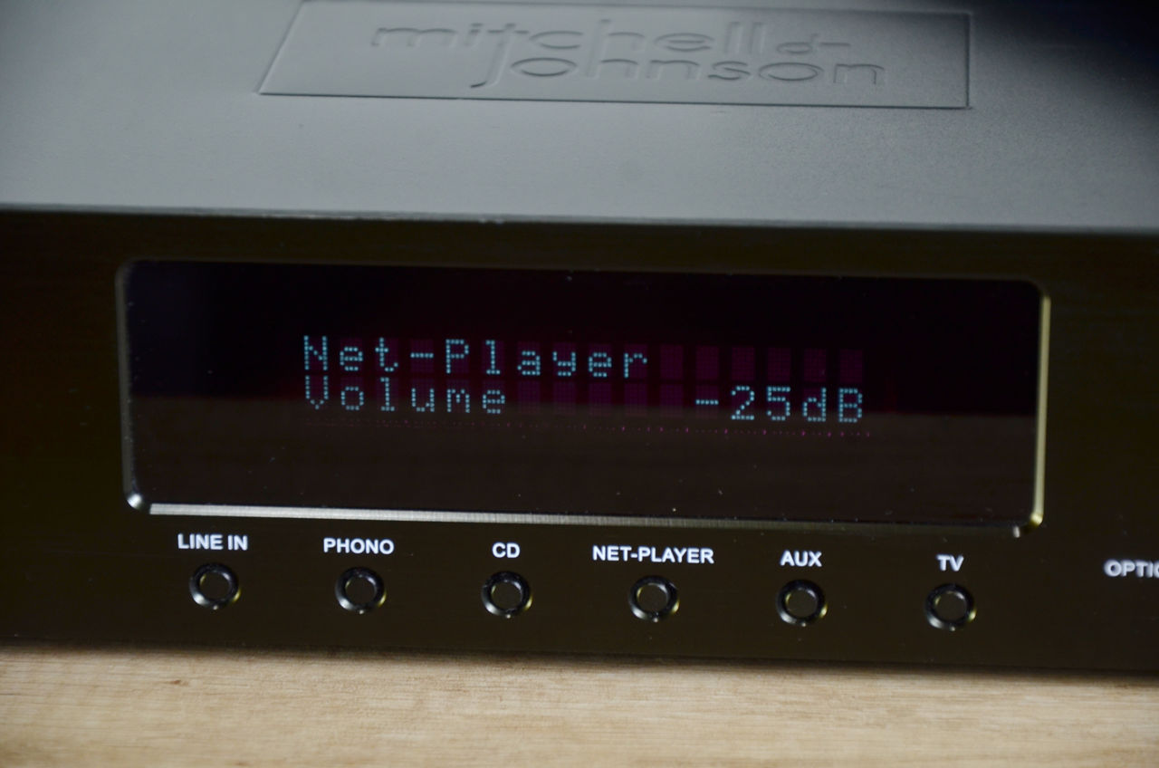 Mitchell & johnson   sap 201v hi-fi stereo amplifier / dac / phono / с 2-мя  пультами фото 2