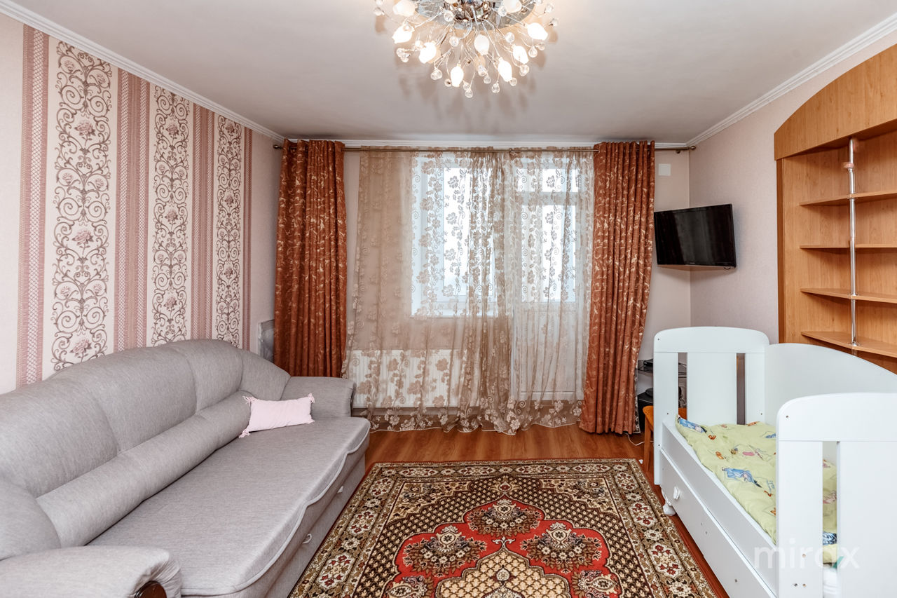 Apartament cu 3 camere, 121 m², Telecentru, Chișinău foto 5