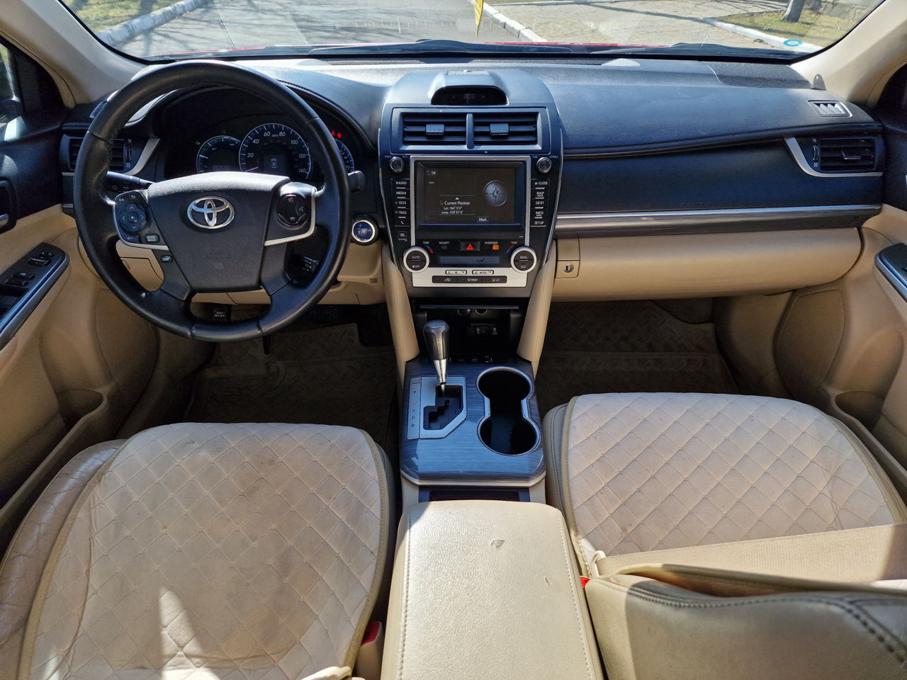 Toyota Camry фото 7