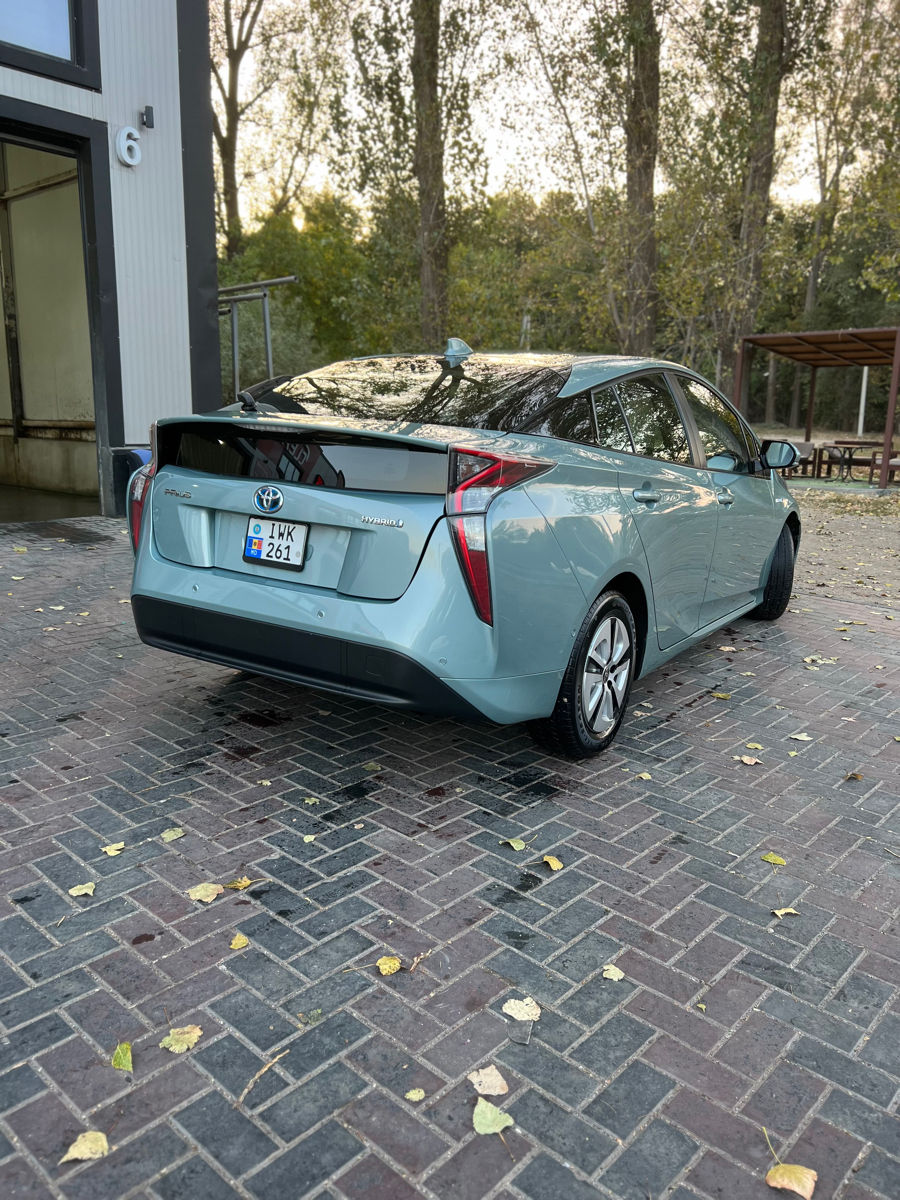 Toyota Prius foto 3