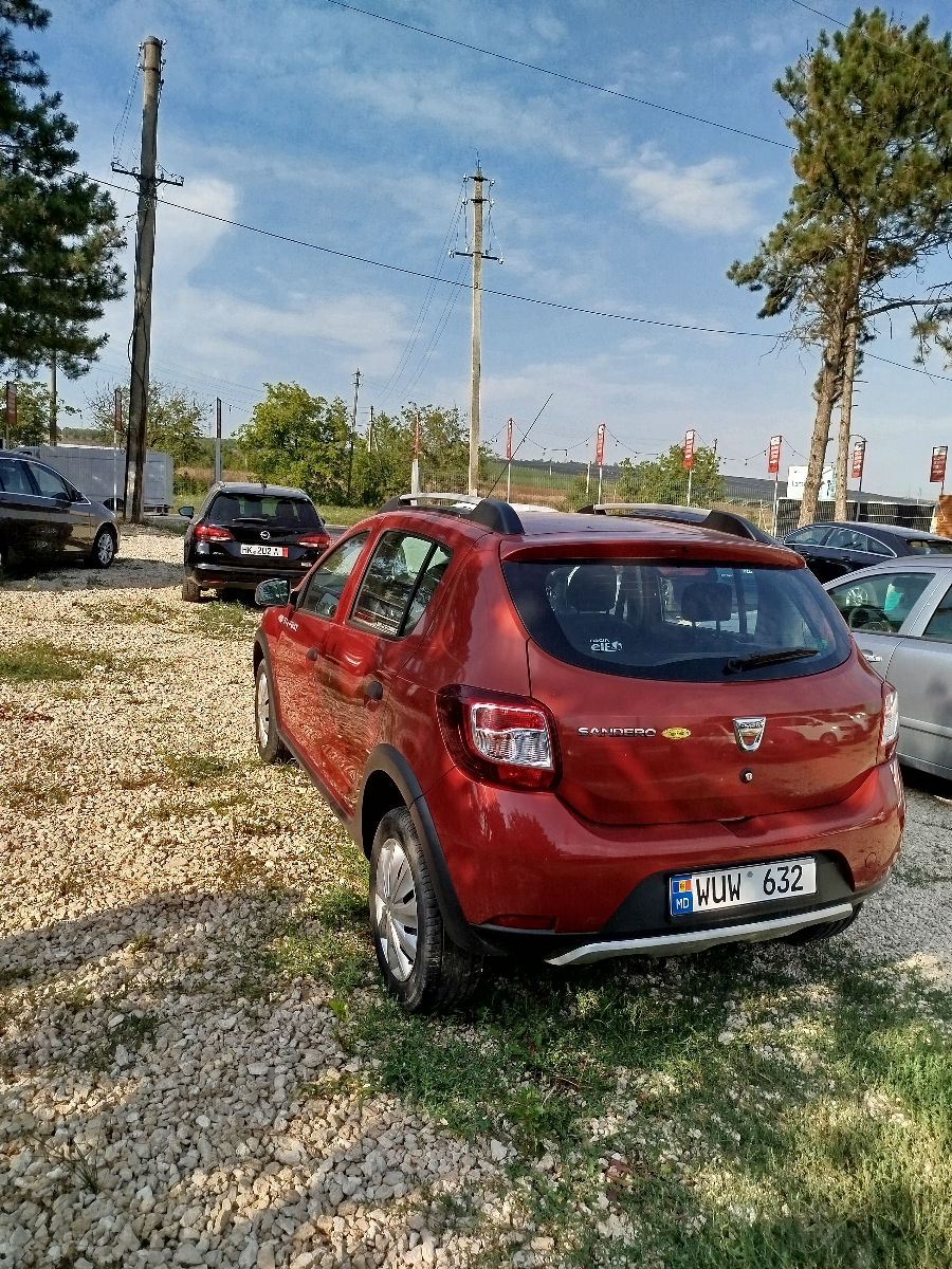 Dacia Sandero Stepway foto 2