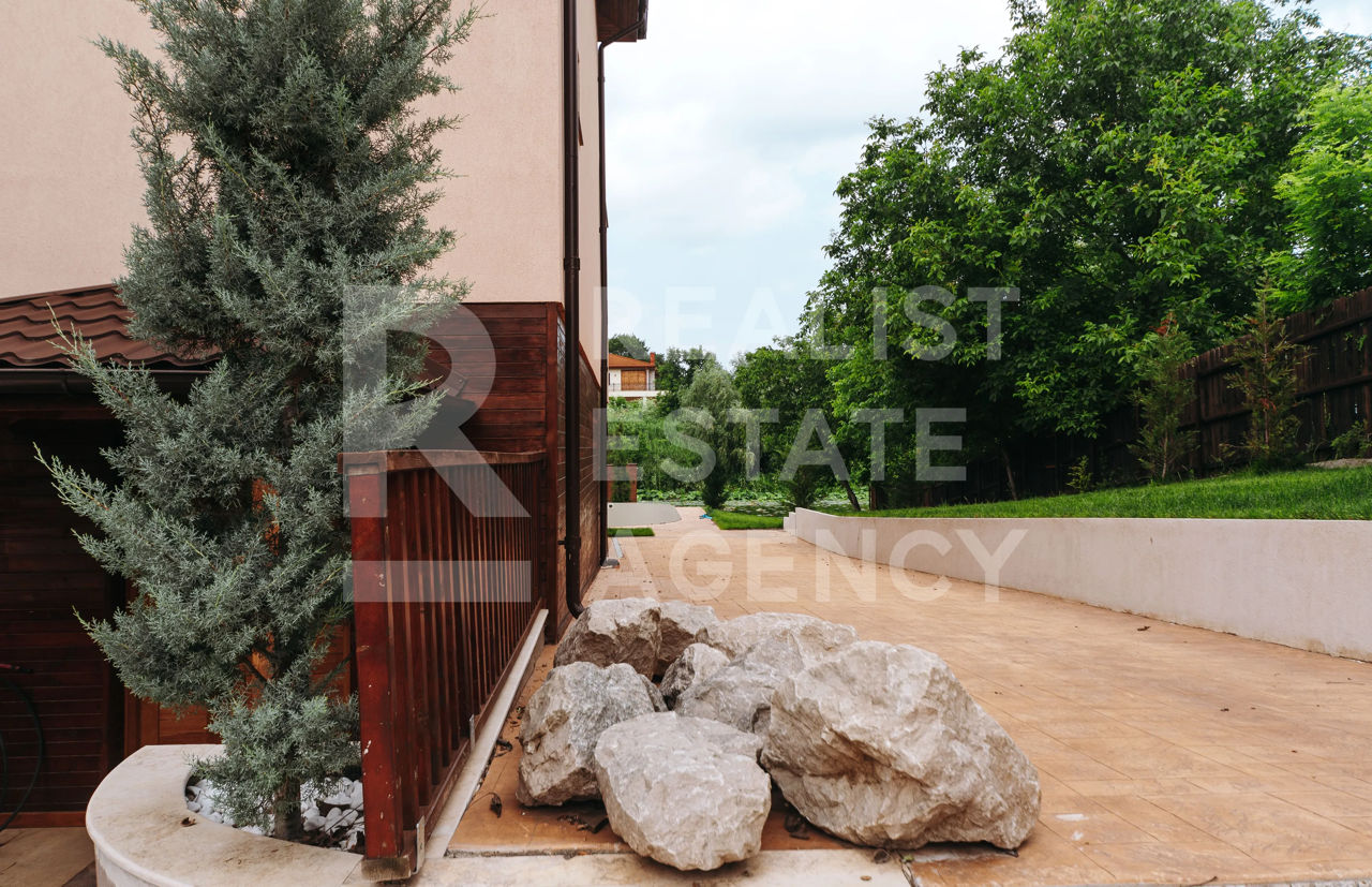 Casa cu piscina si iesire la lacul Snagov, 4 camere foto 2