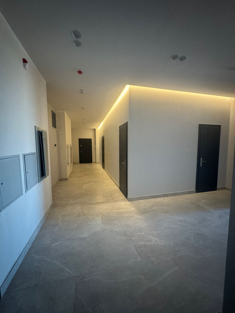 Apartament cu 3 camere, 87 m², Buiucani, Chișinău foto 5