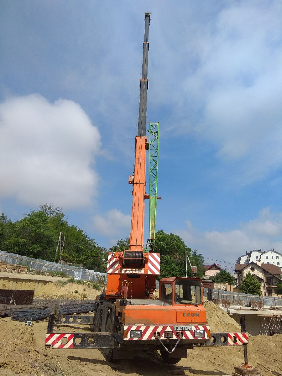 Iveco Faun RTF 30 macara automacara  foto 4