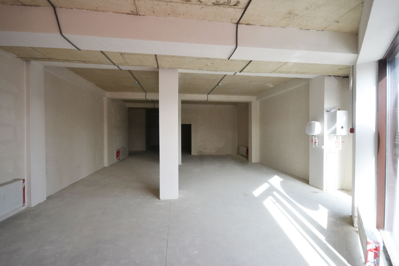 Vanzare spatiu comercial Botanica (strada Decebal) foto 5