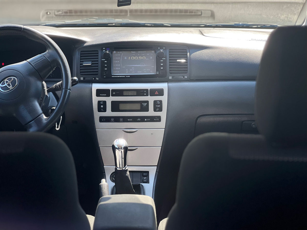 Toyota Corolla foto 5