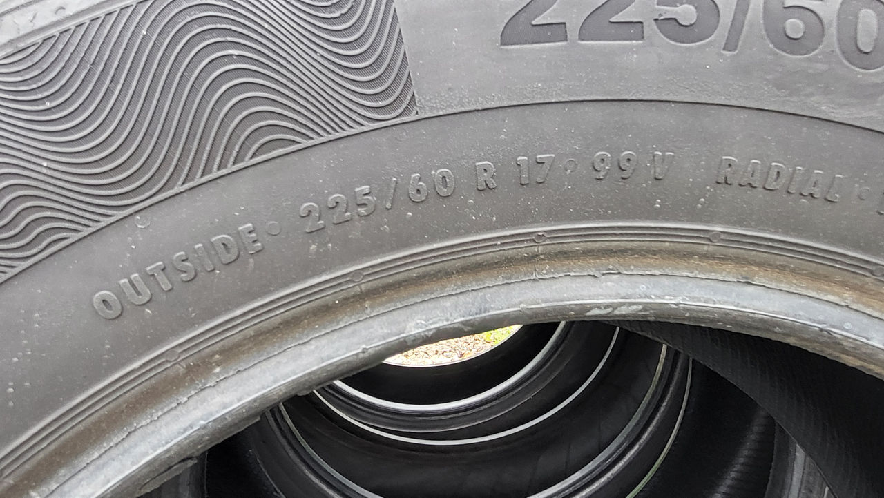 R17 225/60 Continental/Michelin foto 3