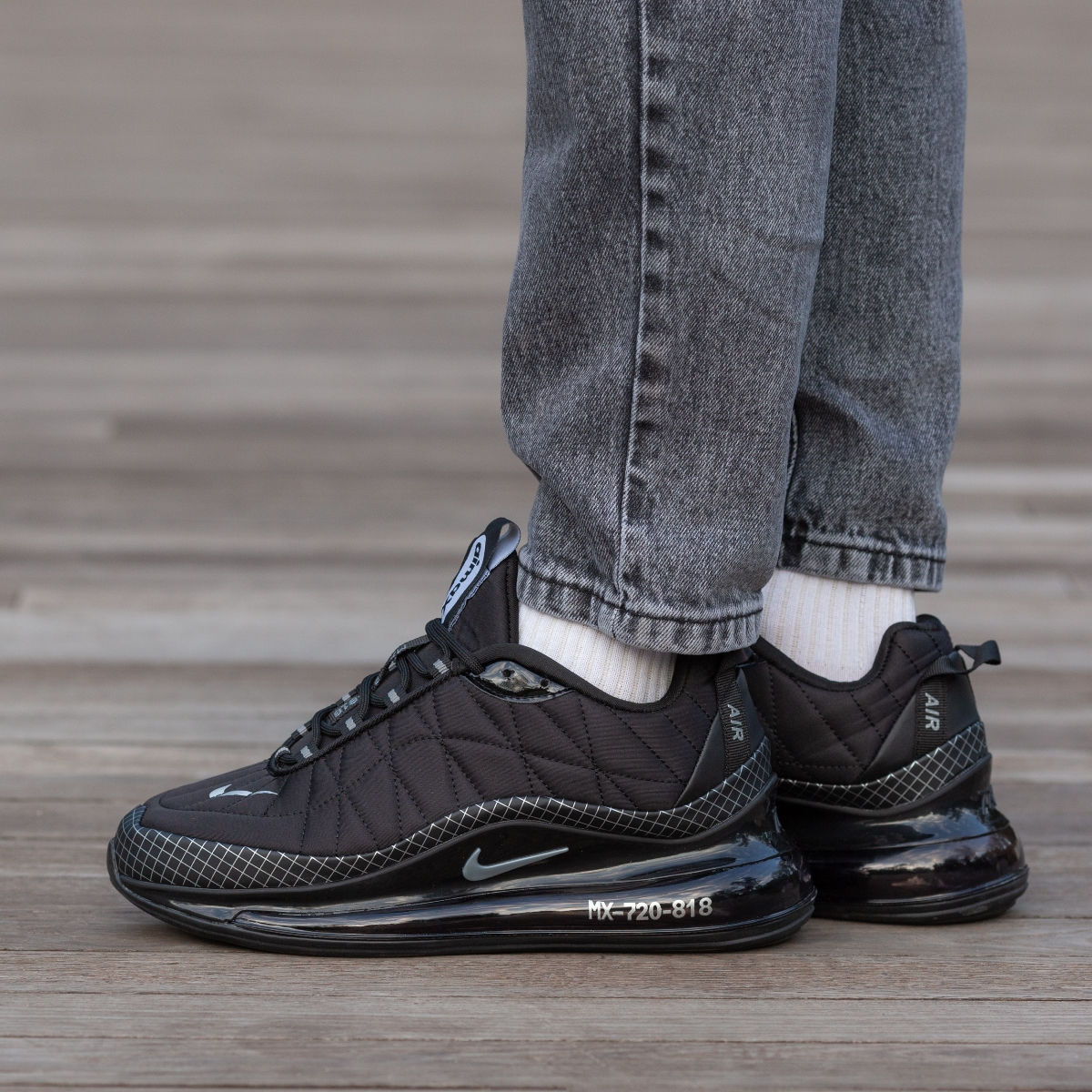 Nike Air Max 720-818 Black foto 5