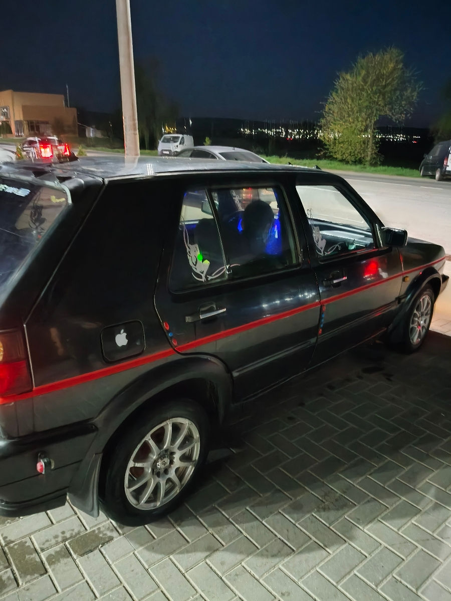 Volkswagen Golf foto 2
