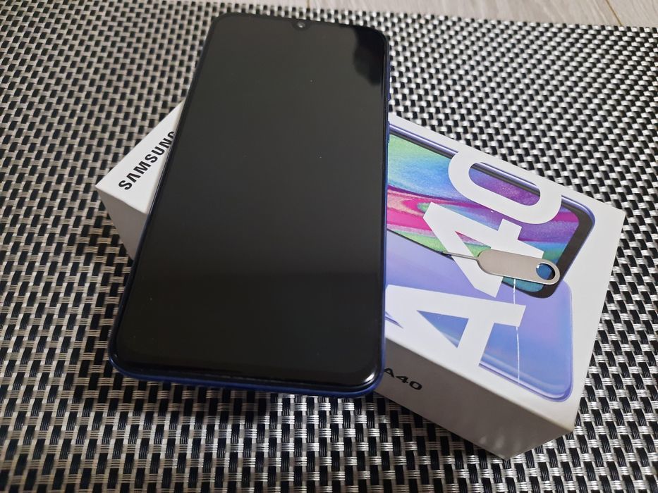 Samsung A40