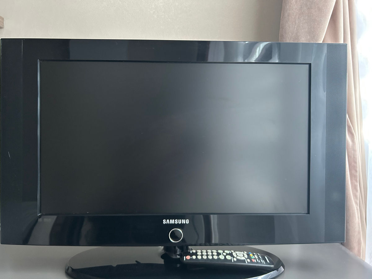 26" Samsung LE26A330J1  foto 0