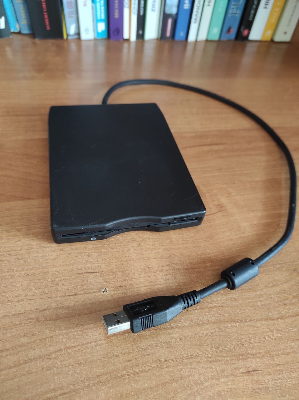 External Floppy Disk Drive Unit TEAC 400Lei Ideal + Livrare