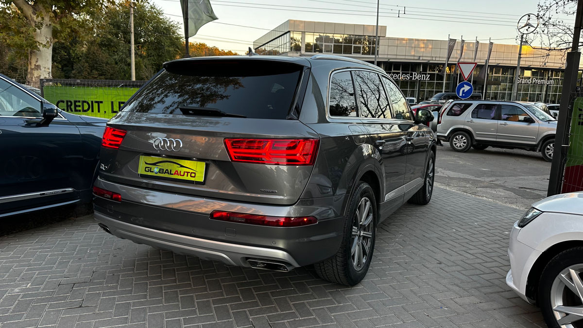 Audi Q7 foto 5