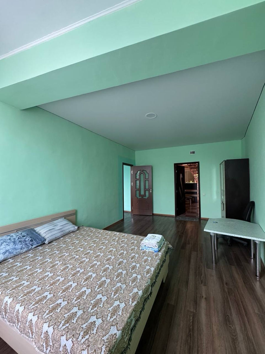 Apartament cu 2 camere, 40 m², Centru, Chișinău foto 1