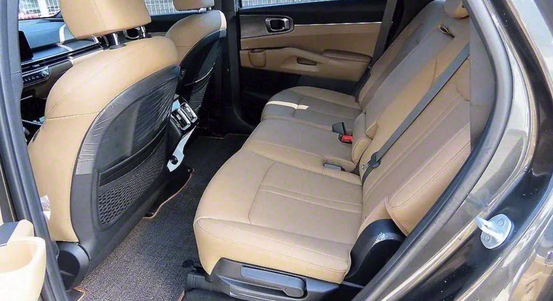 KIA Sorento фото 12