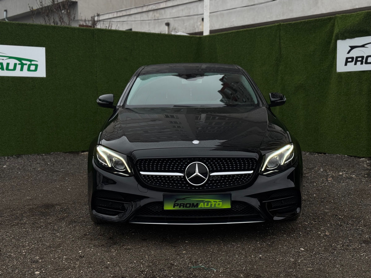 Mercedes E-Class foto 1