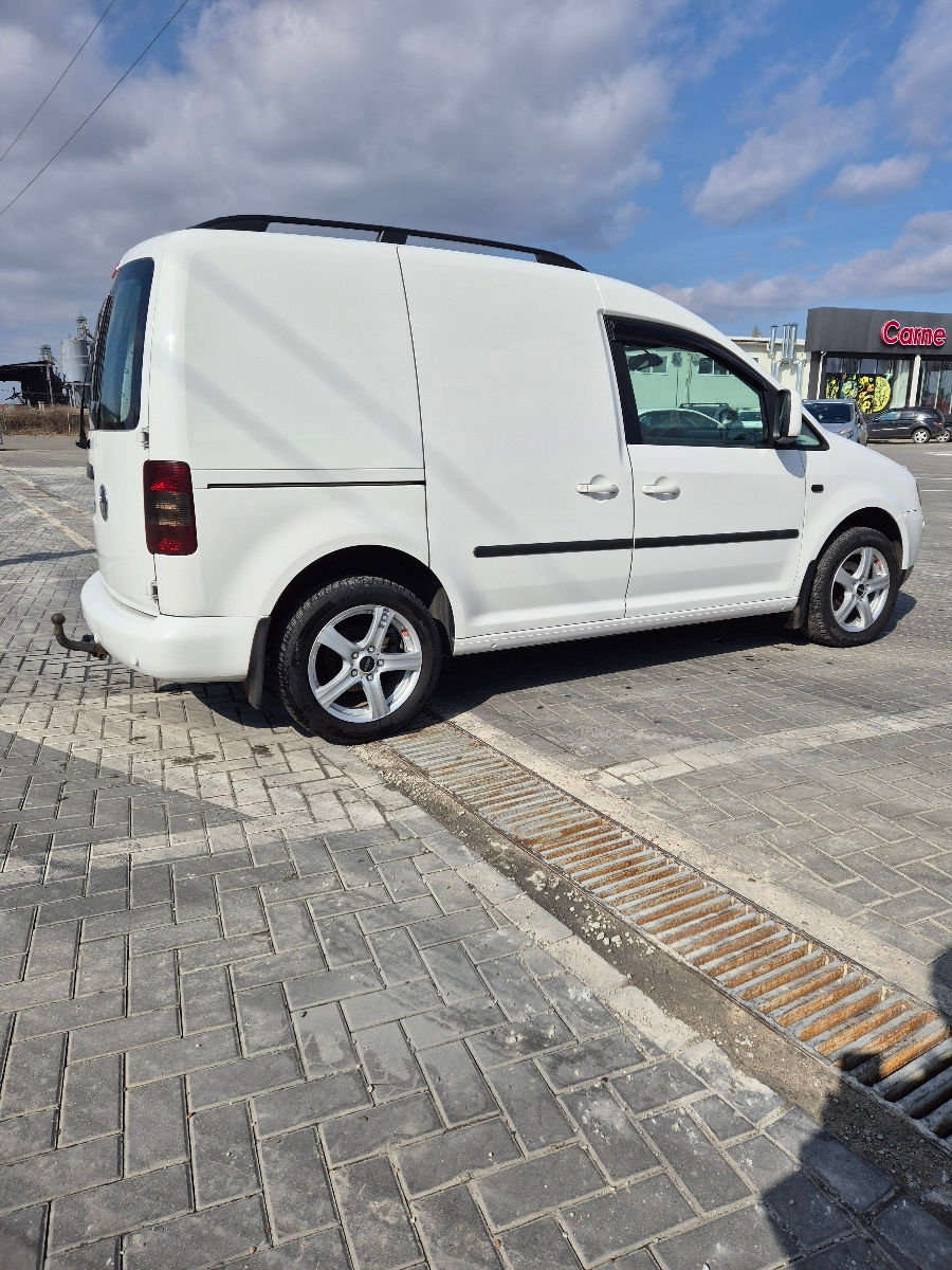 Volkswagen Caddy foto 9