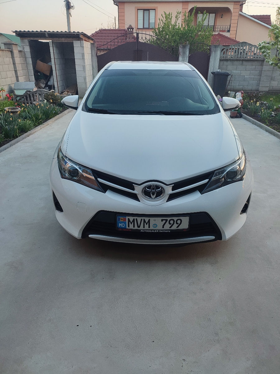 Toyota Auris foto 4