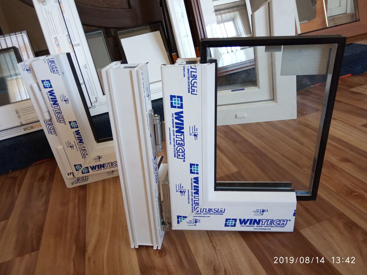 Балконы ПВХ! Окна двери ПВХ , перегородки пвх! Usi din PVC Balcoane ...