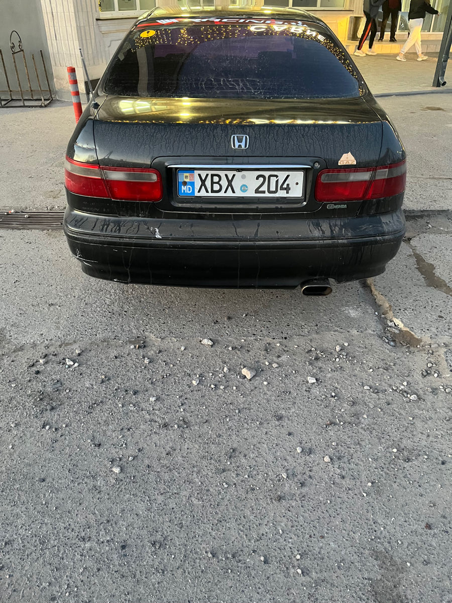 Honda Accord an. 1997 cu rulaj 397000 km, Gaz / Benzină (propan), 1500